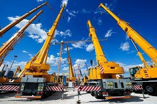 crane rental company in UAE