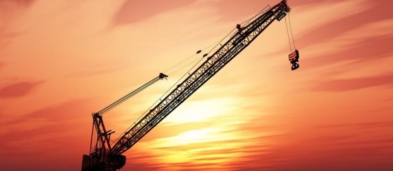 Why Renting a Crane is a Smart Solution for Your Construction Needs