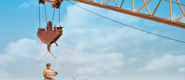 Struggling with Heavy Loads? Here’s How Dubai Cranes Offer the Perfect Solution